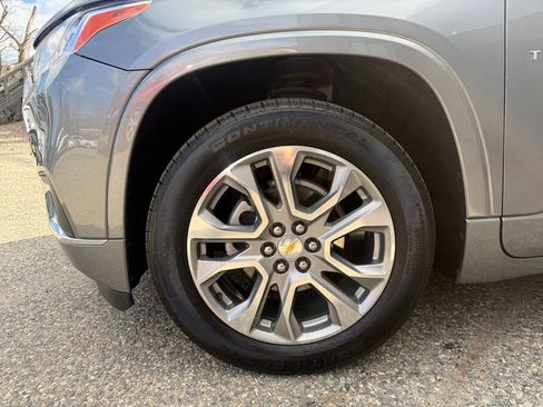 Used 2019 Chevrolet Traverse Premier w/ LPO, Floor Liner Package AWD/4WD image 42