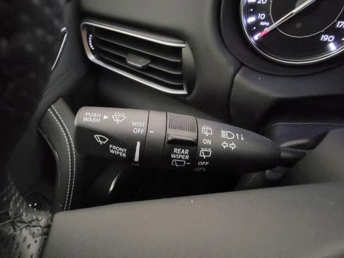 Used 2023 Maserati Levante GT image 38