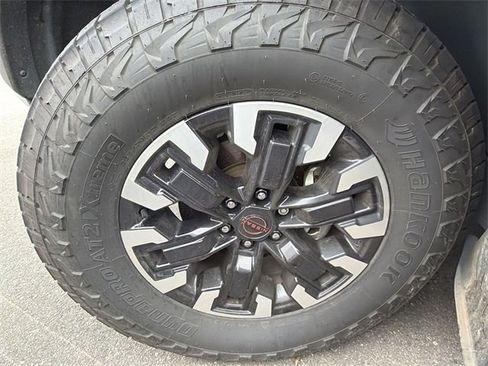 Used 2023 Nissan Frontier PRO-4X w/ Pro Convenience Package image 10