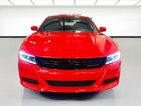 Used 2022 Dodge Charger SXT w/ Plus Group image 2