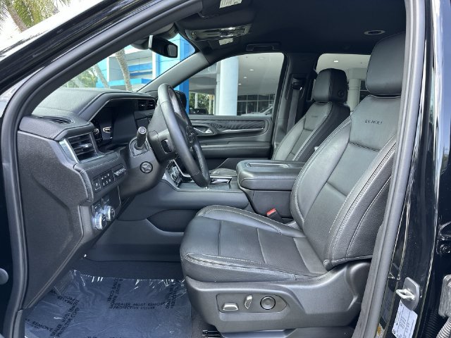 Used 2023 GMC Yukon XL Denali AWD/4WD image 30