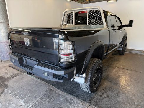 Used 2010 Dodge Ram 2500 Truck SLT w/ Technology Group AWD/4WD image 7