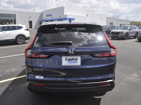 Used 2025 Honda CR-V EX image 6