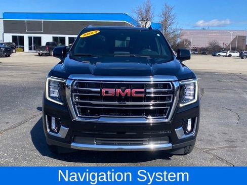 Certified 2023 GMC Yukon SLT w/ SLT Premium Package AWD/4WD image 2