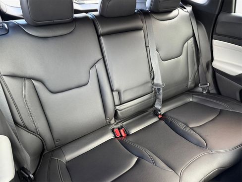 New 2025 Jeep Compass Limited image 16