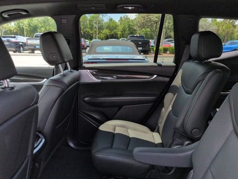 Used 2024 Cadillac XT6 Sport w/ LPO, ONYX Package AWD/4WD image 14