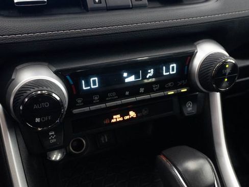 Used 2023 Toyota RAV4 XLE Premium FWD image 10