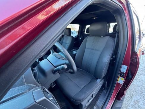 Used 2018 Ford F150 XLT w/ Equipment Group 302A Luxury image 9