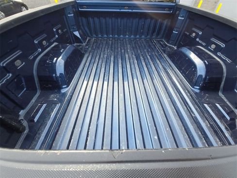 Used 2020 GMC Sierra 1500 SLT w/ Driver Alert Package II image 16