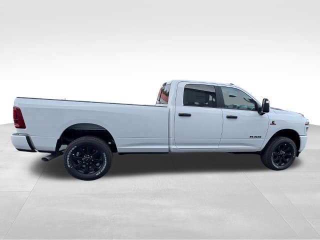 New 2027 RAM 3500 Big Horn AWD/4WD image 6
