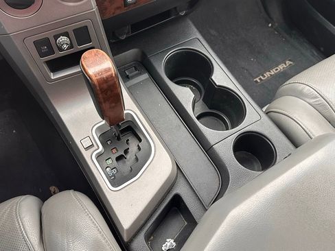 Used 2013 Toyota Tundra Platinum image 32