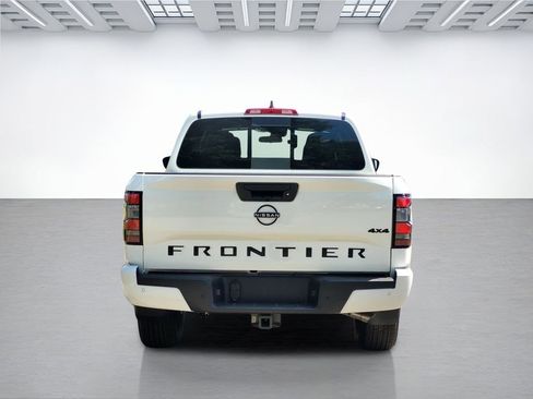 New 2026 Nissan Frontier SV w/ Tow Package AWD/4WD image 5