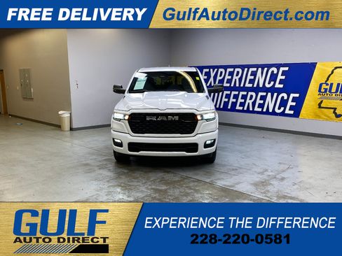 Used 2025 RAM 1500 Big Horn AWD/4WD image 3