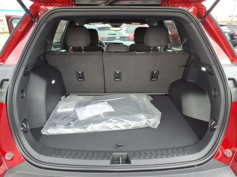 New 2026 Chevrolet Equinox LT FWD image 9