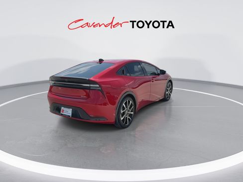 Certified 2026 Toyota Prius Plug-In Hybrid FWD image 8