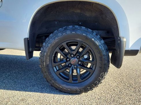 Used 2020 Chevrolet Silverado 1500 RST w/ True North Edition AWD/4WD image 28