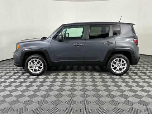 Used 2023 Jeep Renegade Latitude image 14