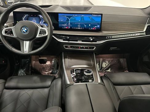Used 2026 BMW X5 xDrive50e w/ Executive Package AWD/4WD image 15