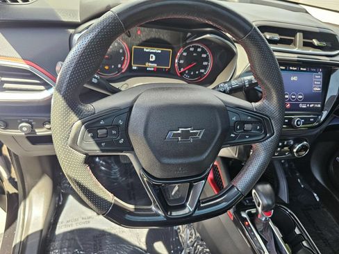 Used 2022 Chevrolet TrailBlazer RS w/ Sun and Liftgate Package FWD image 28
