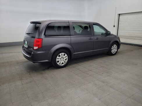 Used 2018 Dodge Grand Caravan SE image 10