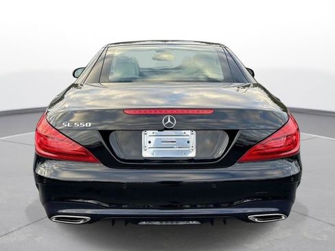 Used 2017 Mercedes-Benz SL 550 image 7