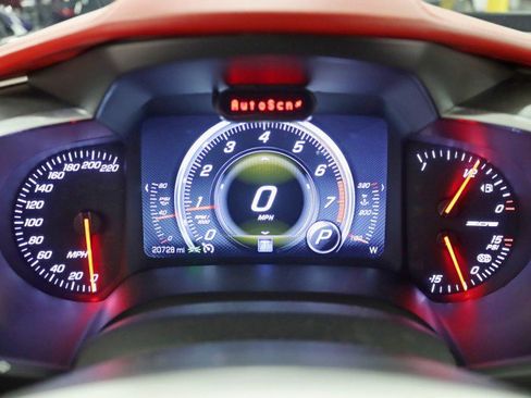 Used 2015 Chevrolet Corvette Z06 w/ 3LZ Preferred Equipment Group image 19