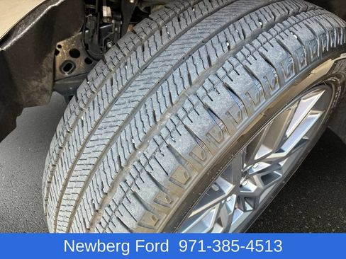 Used 2025 Ford Expedition Max Platinum w/ Stealth Performance Package AWD/4WD image 9