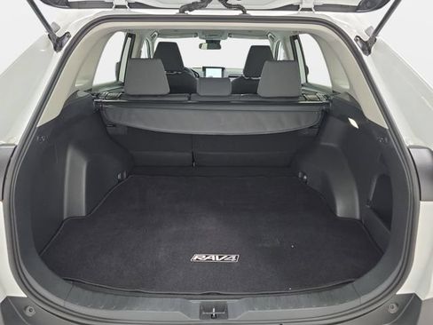Certified 2024 Toyota RAV4 XLE AWD/4WD image 29