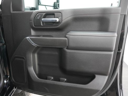 Used 2023 GMC Sierra 2500 AT4 AWD/4WD image 12