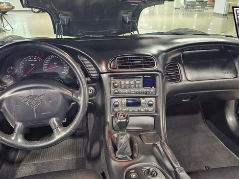 Used 2000 Chevrolet Corvette Convertible w/ Memory Pkg image 27