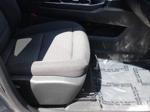 Used 2025 Chevrolet Equinox LT FWD image 31