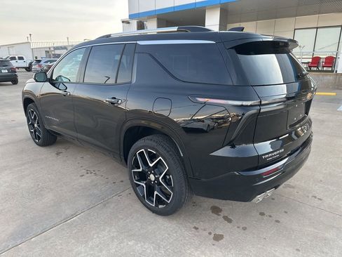 New 2026 Chevrolet Traverse High Country FWD image 32