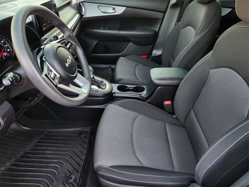 Certified 2024 Kia Forte LXS image 10