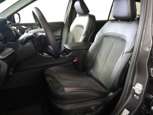 New 2025 Jeep Grand Cherokee L Altitude image 24