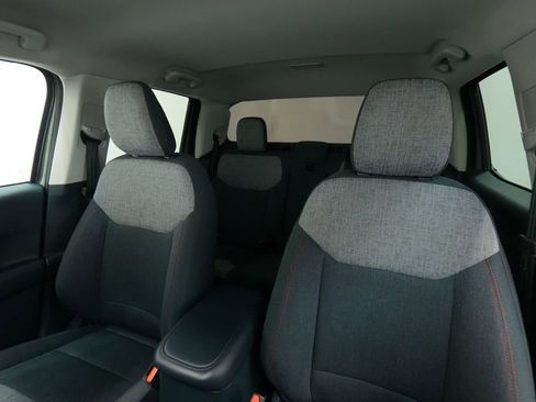 Used 2024 Ford Maverick XLT image 14