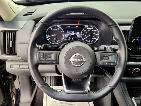 Used 2023 Nissan Pathfinder SL w/ SL Premium Package AWD/4WD image 14