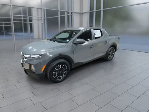 Used 2023 Hyundai Santa Cruz SE AWD/4WD image 4