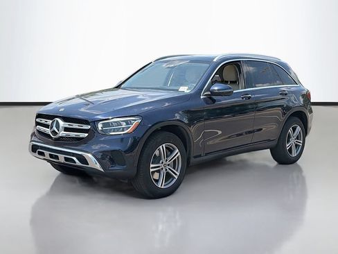 Used 2022 Mercedes-Benz GLC 300 image 2