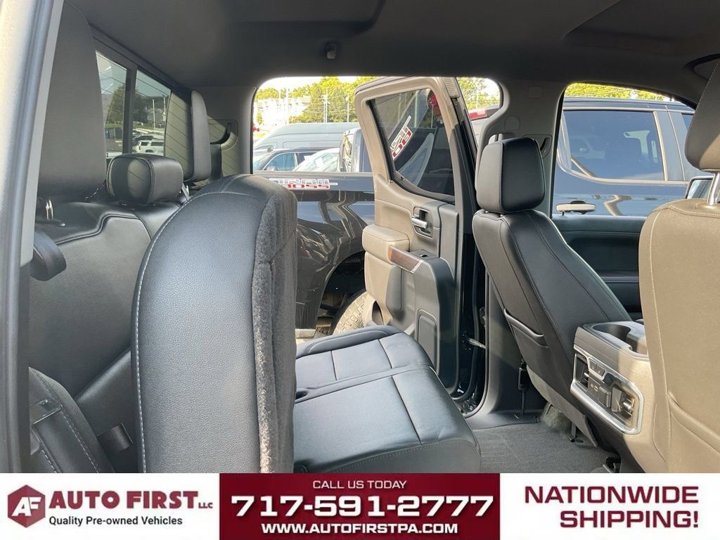 Used 2021 GMC Sierra 1500 SLT w/ SLT Premium Plus Package AWD/4WD image 17