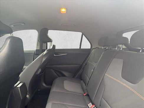 Used 2024 Kia Niro LX image 17