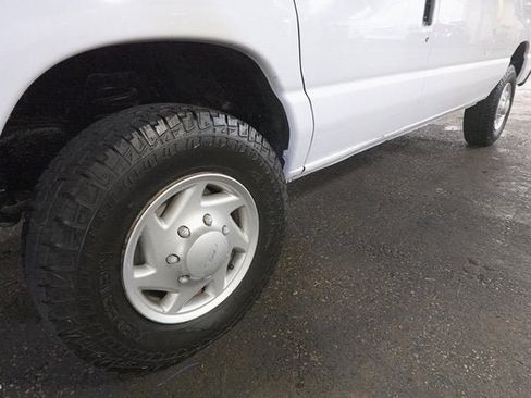 Used 2009 Ford E-350 and Econoline 350 Super Duty image 21