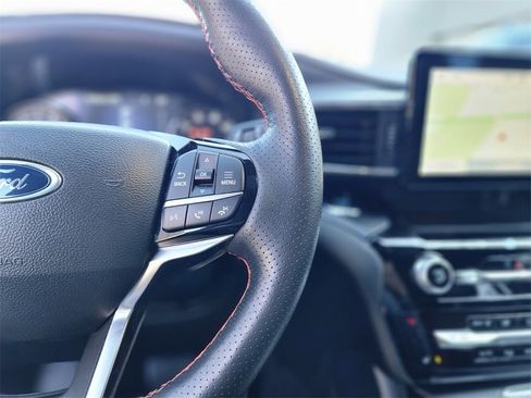 Used 2023 Ford Explorer ST-Line image 24