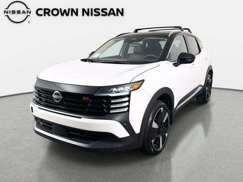 New 2026 Nissan Kicks SR image 3