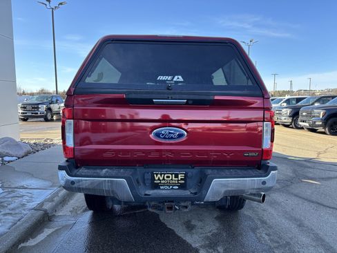 Used 2019 Ford F350 Lariat w/ Chrome Package image 6