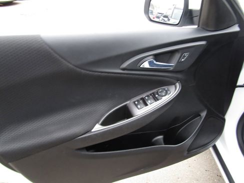 Used 2022 Chevrolet Malibu LT image 17