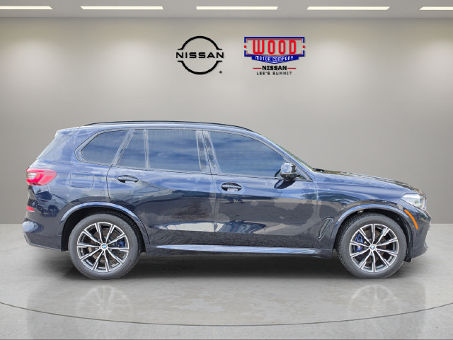 Used 2022 BMW X5 xDrive40i w/ M Sport Package AWD/4WD image 2