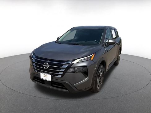 Used 2025 Nissan Rogue SV AWD/4WD image 7