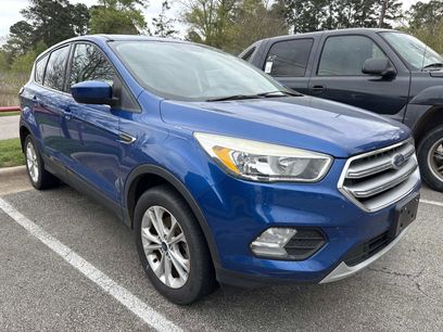 Used 2017 Ford Escape SE