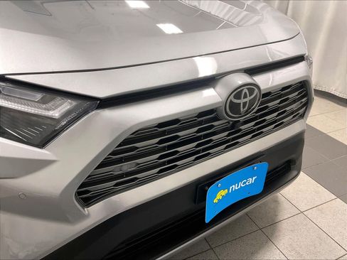 Used 2024 Toyota RAV4 Limited image 32