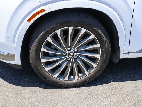 Used 2024 Hyundai Palisade Calligraphy FWD image 14